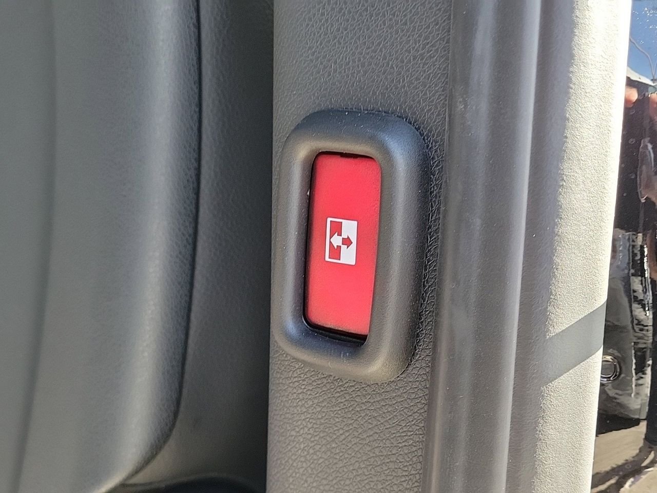 2025 Mercedes-Benz Sprinter Cargo Van Base - Photo 15