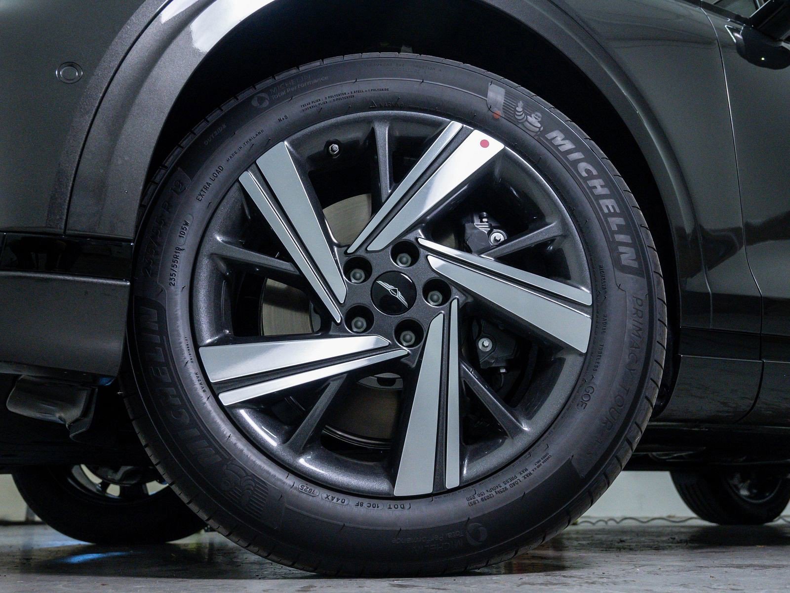 2026 GENESIS GV70 Sport Advanced - Photo 6