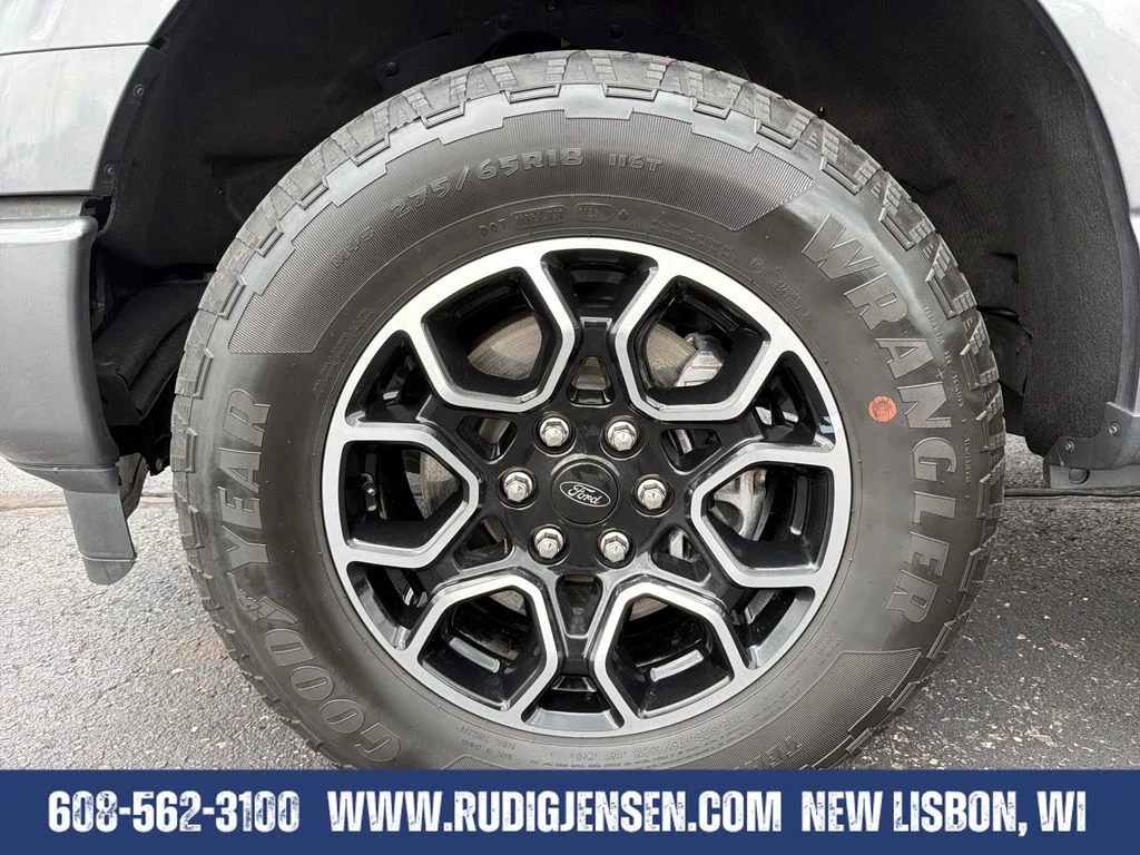 Used 2023 Gray Ford XLT image 26
