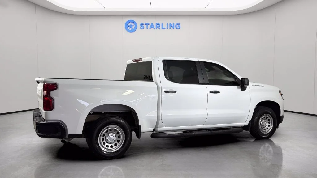 Used 2025 Summit White Chevrolet WT image 10