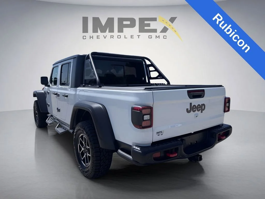 Used 2024 White Jeep Rubicon image 3