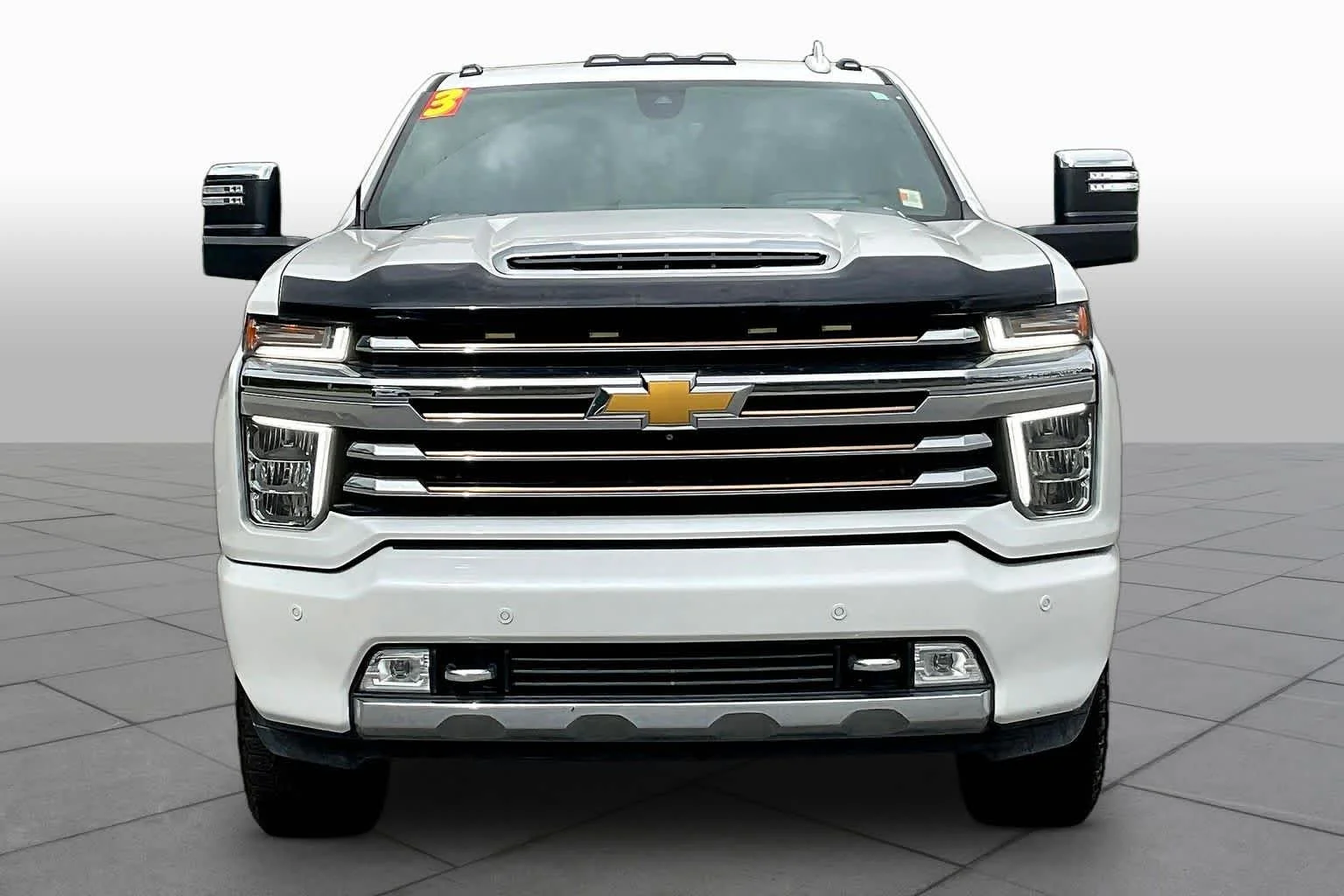 Used 2023 Iridescent Pearl Tricoat Chevrolet High Country image 7