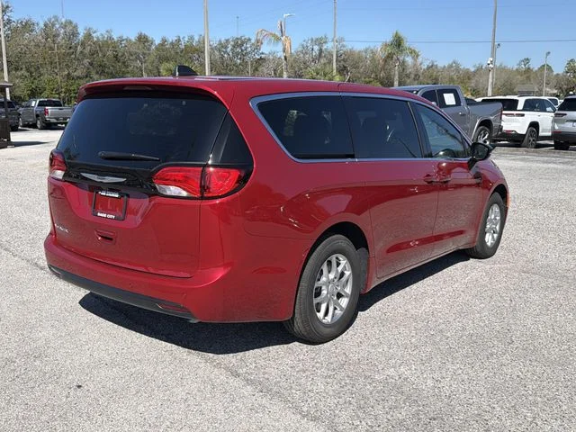 New 2026 Red Hot Pearl-Coat Exterior Paint Chrysler LX image 4