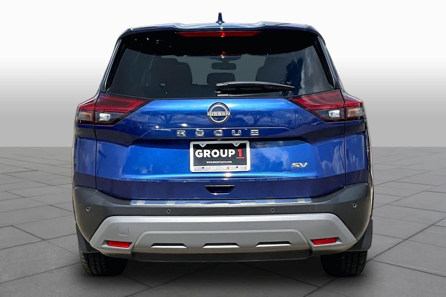 Used 2023 Caspian Blue Metallic Nissan SV image 5