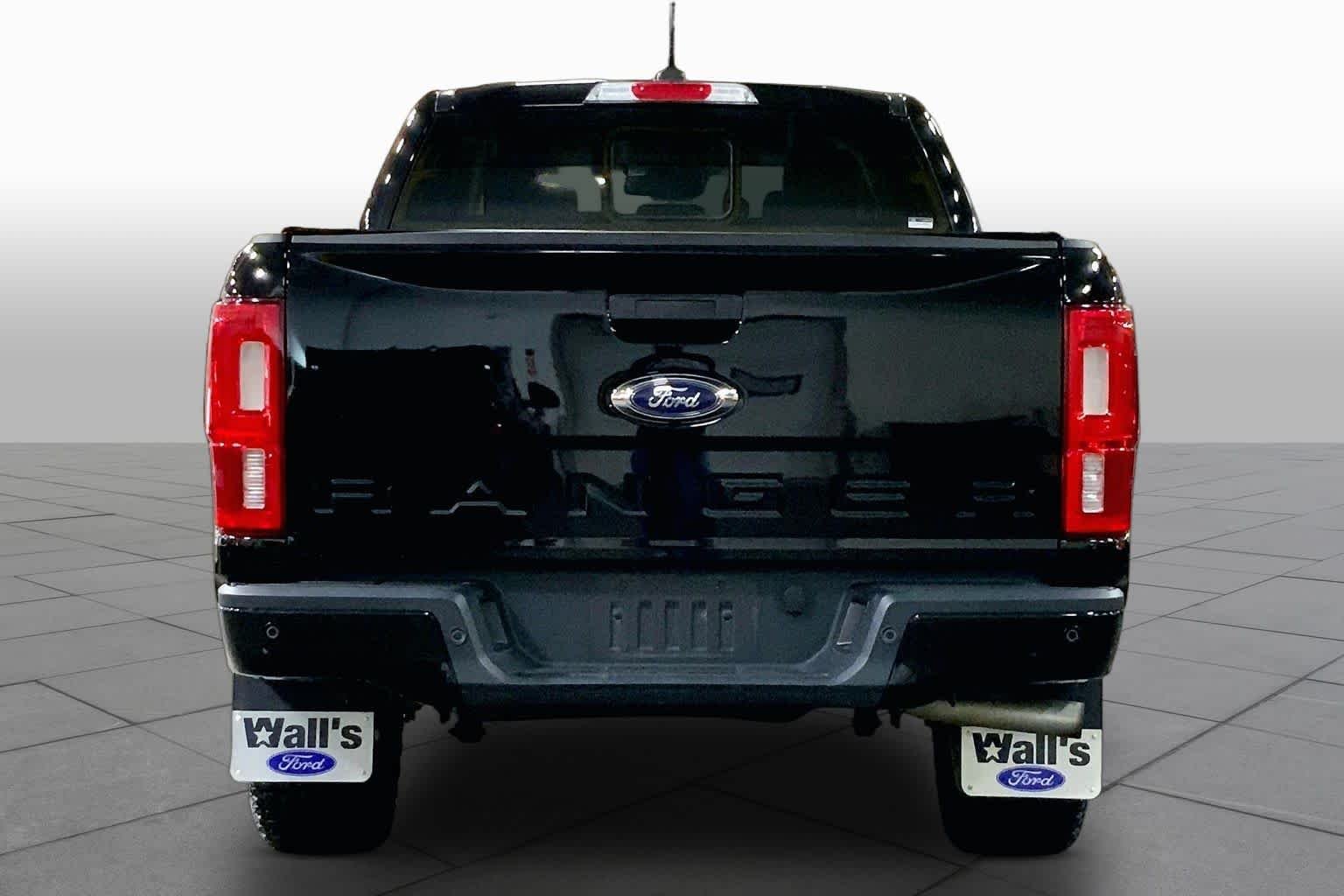 Used 2022 Shadow Black Ford LARIAT image 5