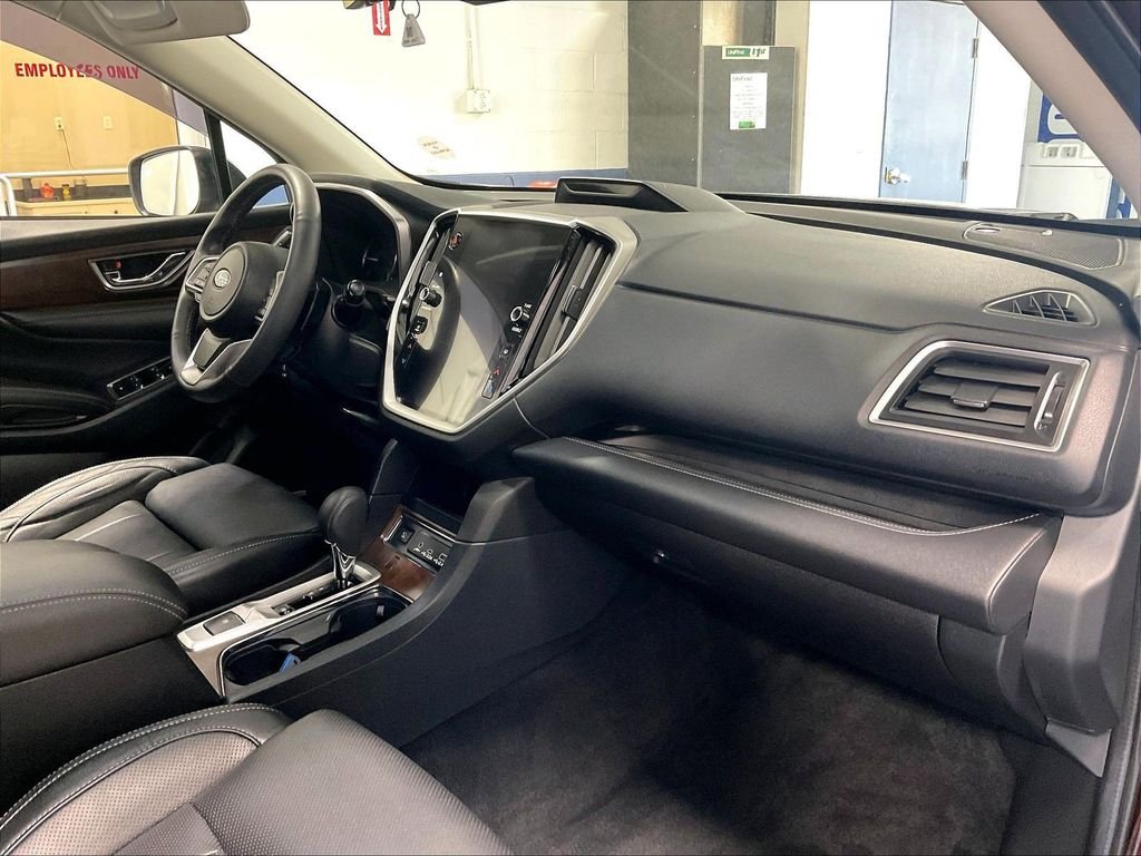 Used 2023  Subaru Touring image 14
