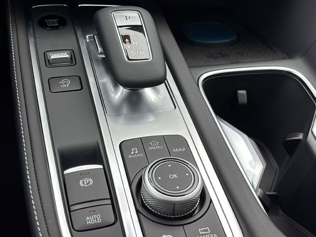 New 2027 Black INFINITI LUXE image 18