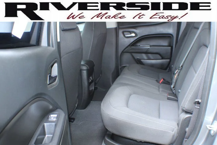Used 2022 Satin Steel Metallic Chevrolet LT image 14