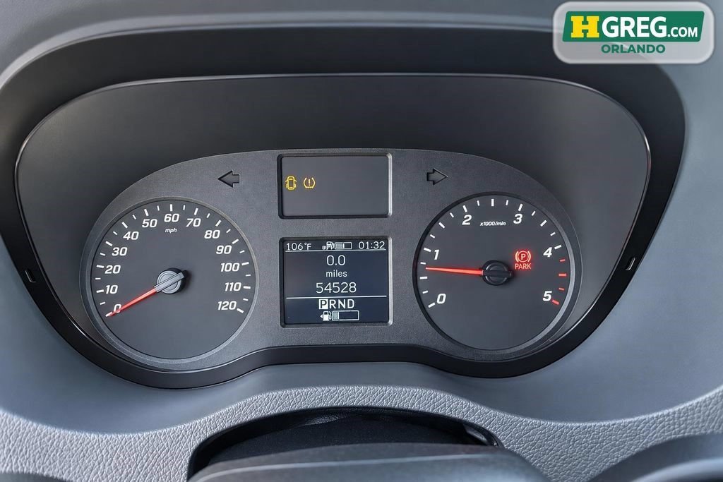 Used 2021 Arctic White Mercedes-Benz Cargo 170 WB image 10