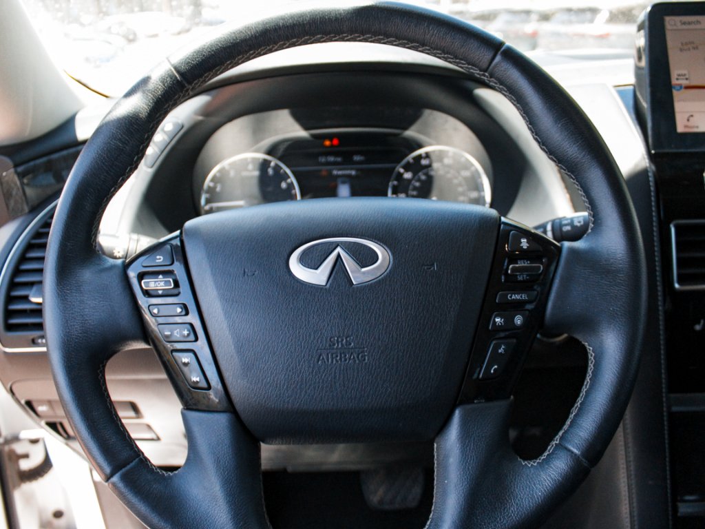 Used 2023 Moonstone White INFINITI LUXE image 13