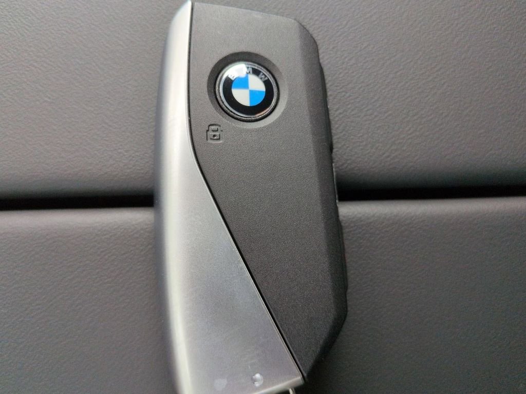New 2027 Gray Metallic BMW 530i image 30