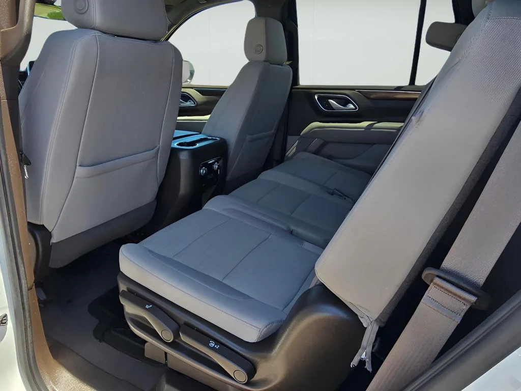 Used 2022 Summit White GMC SLE image 24