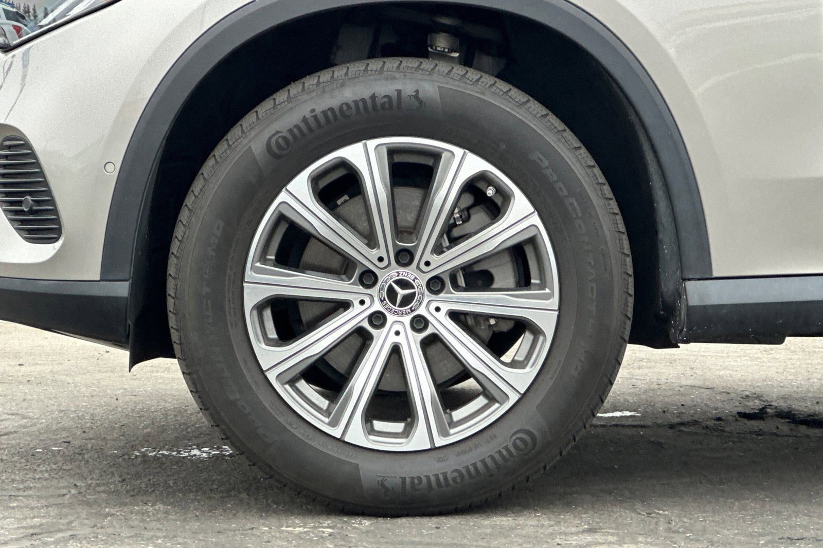 2024 Mercedes-Benz GLC GLC300 - Photo 27