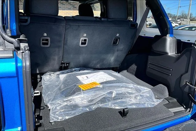 New 2026 Hydro Blue Pearlcoat Jeep Sport S image 17