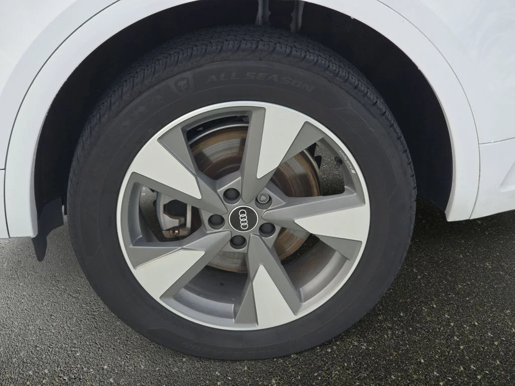 Used 2023 White Audi 40 Premium image 32