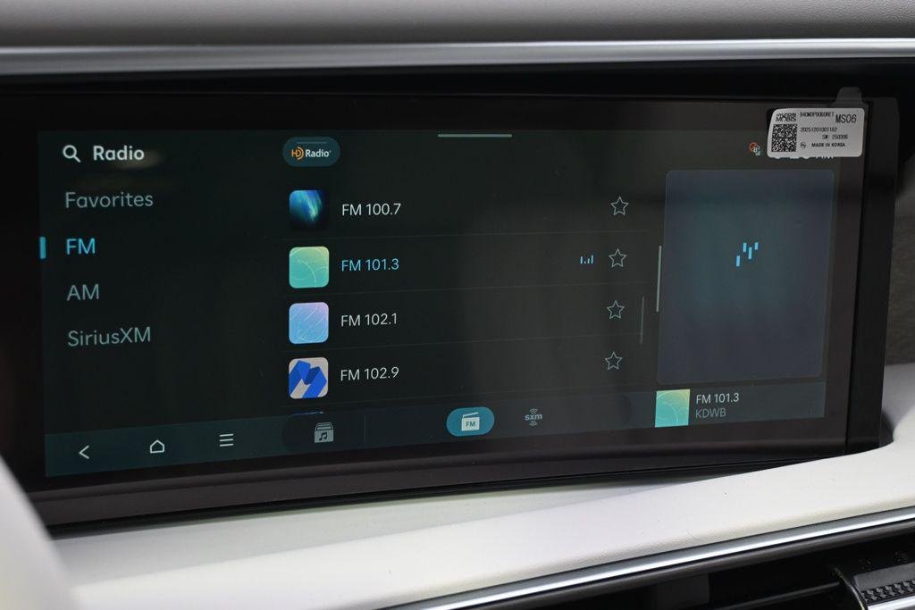 New 2026 Silver Metallic Hyundai SEL Premium AWD image 28
