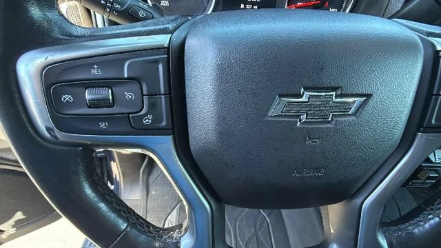 Used 2019 NORTHSKY BLUE METALLIC Chevrolet RST image 19
