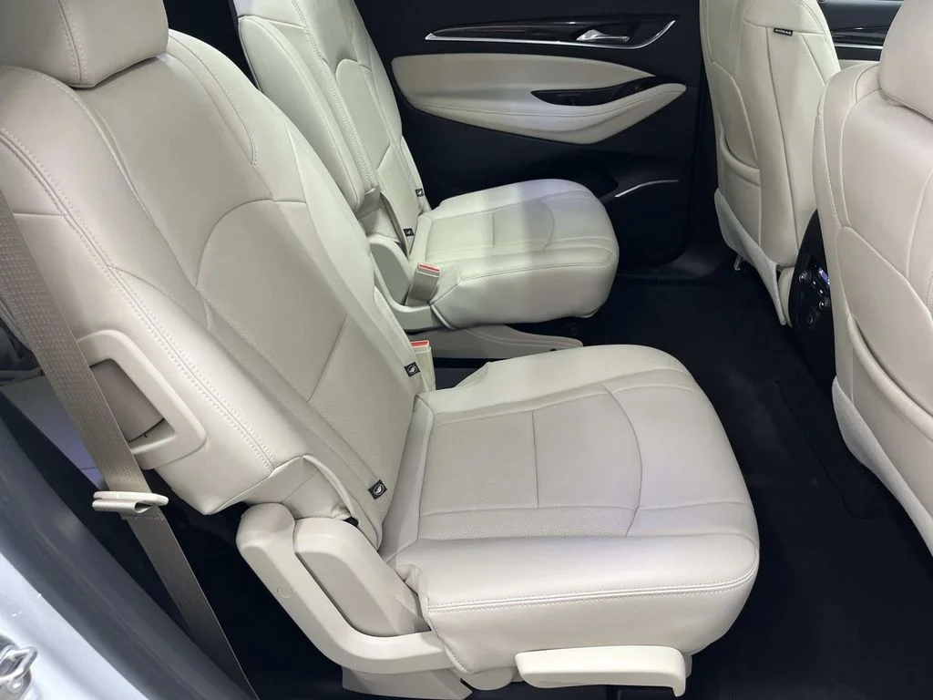 Certified Used 2023 White Frost Tricoat Buick Essence image 29