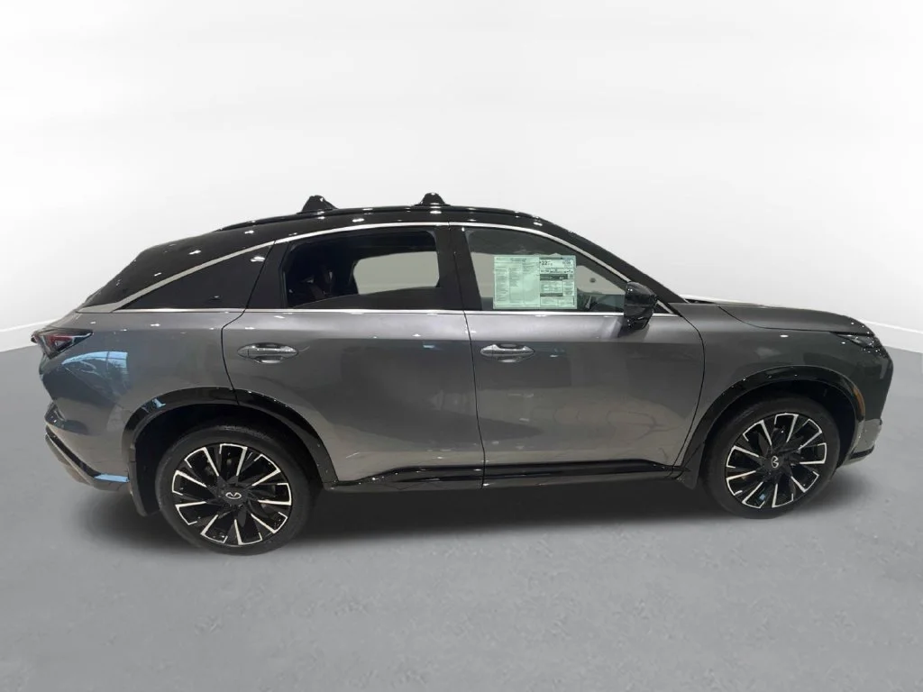New 2027 Gray INFINITI AUTOGRAPH image 5
