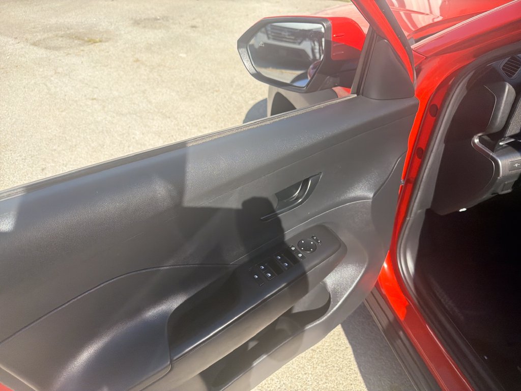 Used 2025 Orange Hyundai SEL image 11