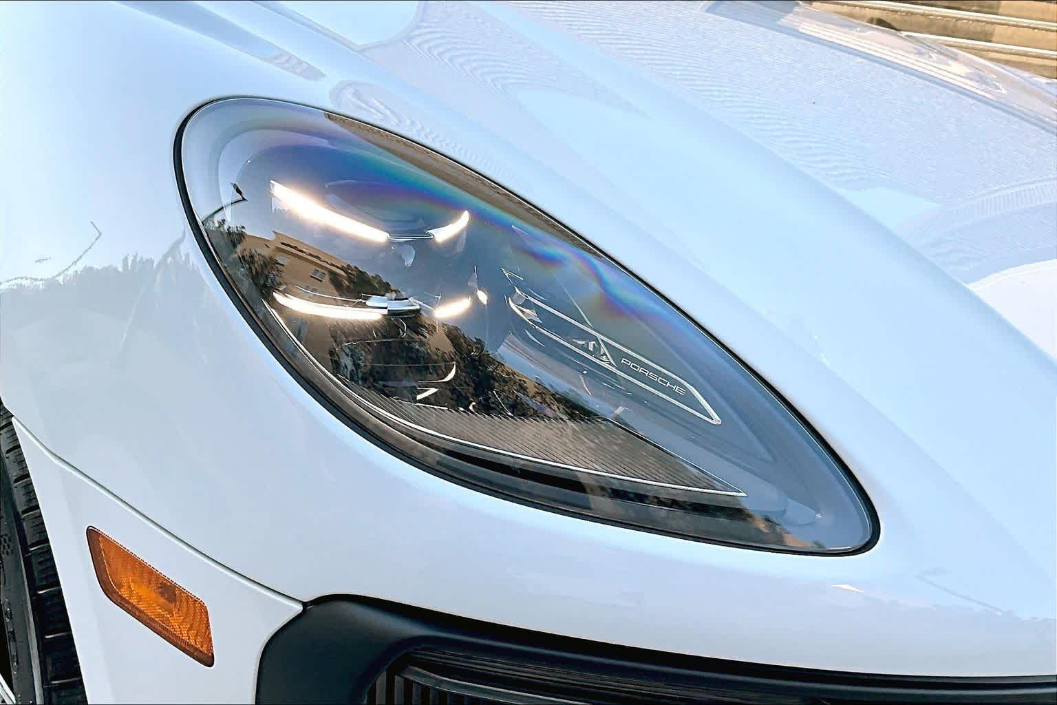 2026 Porsche Macan S - Photo 12