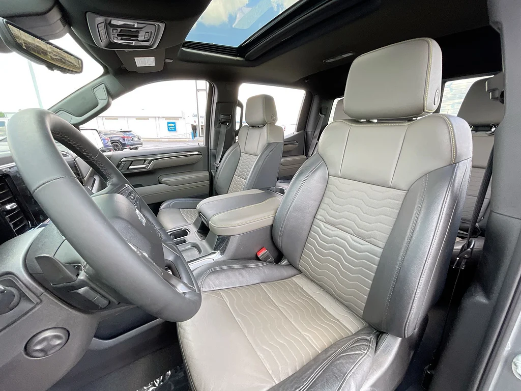Used 2023 GRAY Chevrolet ZR2 image 20