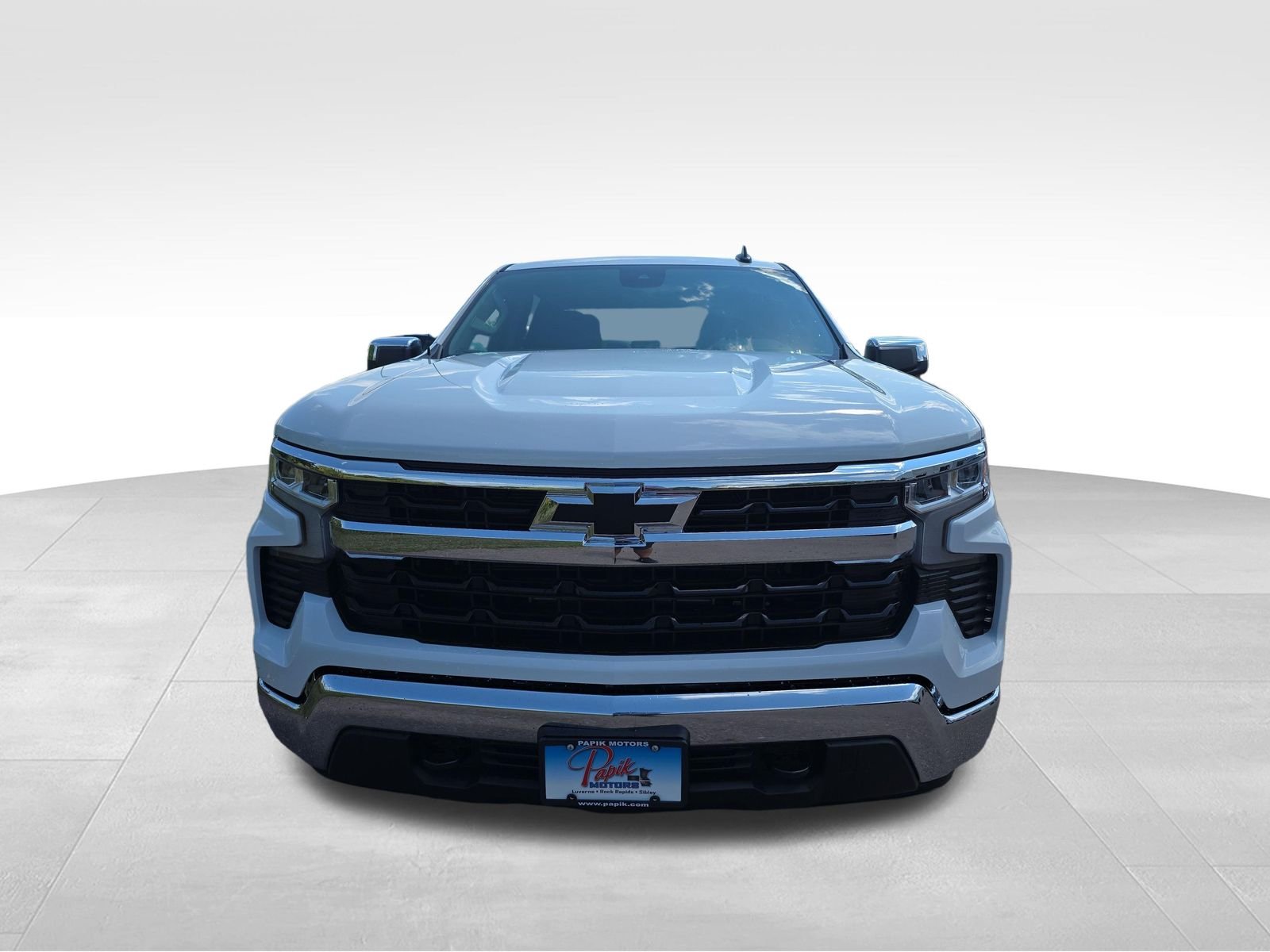 New 2026 Summit White Chevrolet LT image 4