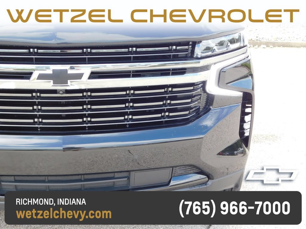 2022 Chevrolet Suburban RST - Photo 9