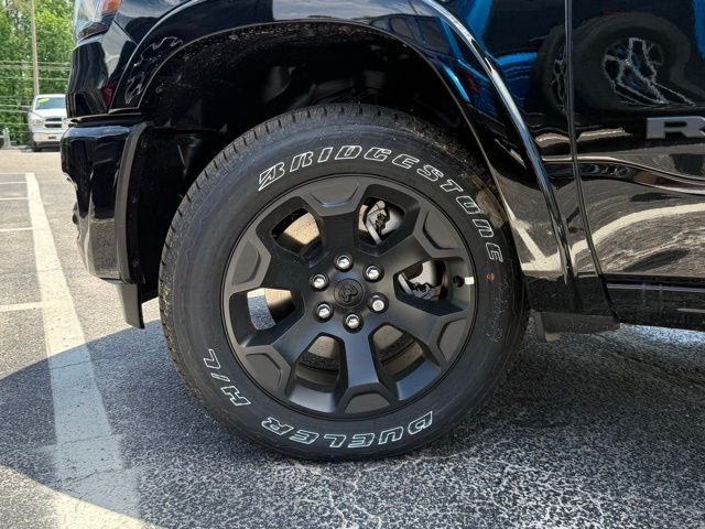 New 2026 Diamond Black Crystal Pearl-Coat Exterior Paint RAM BIG HORN image 6
