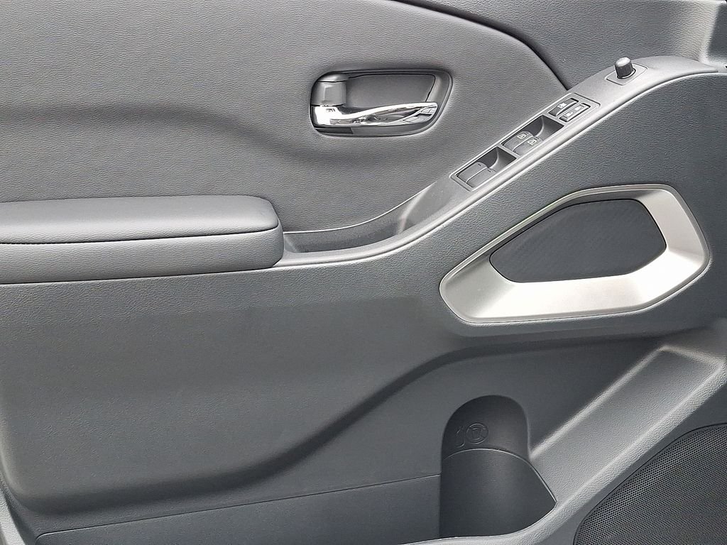 2026 Nissan Frontier — photo 7