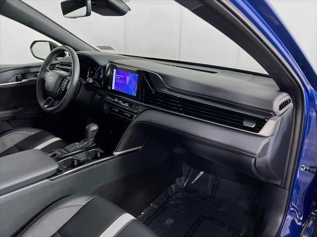 Certified Used 2025 RESERVOIR BLUE Toyota  image 28