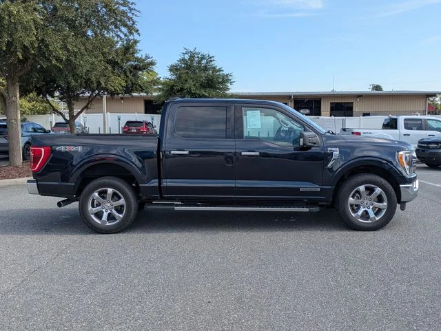 Used 2021 Blue Ford XLT image 2