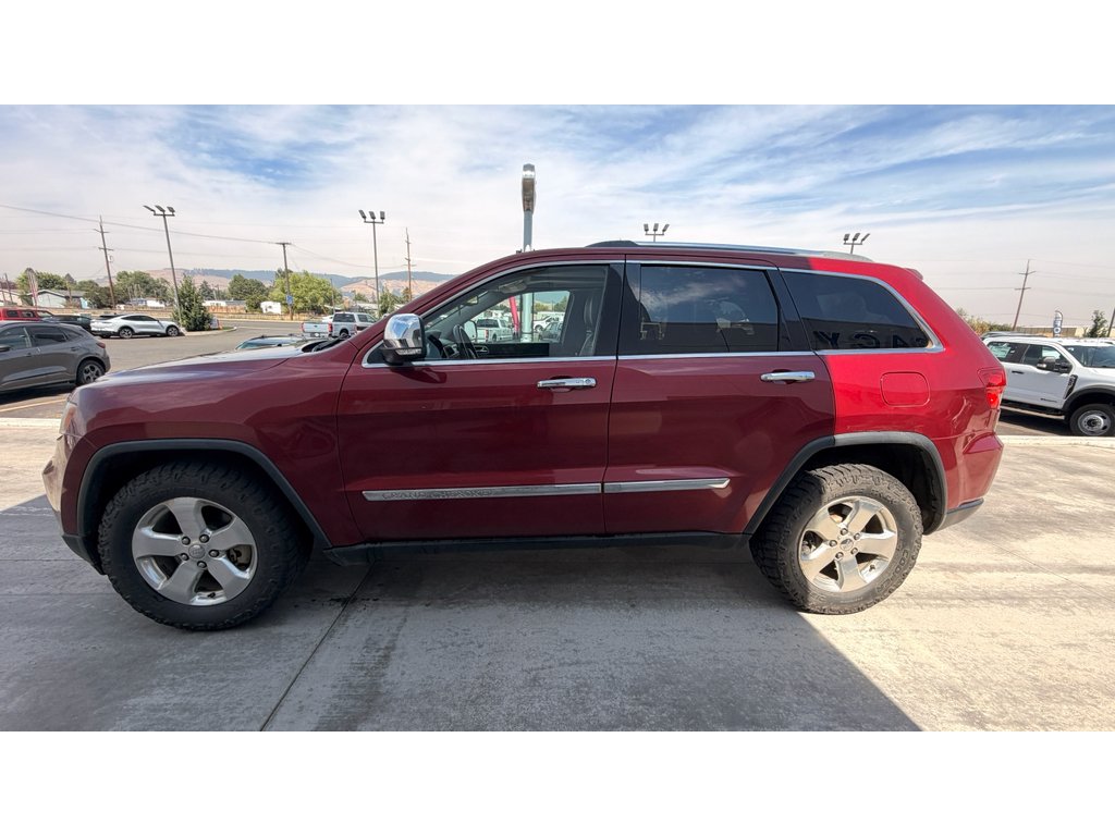 Used 2012 Jeep Grand Cherokee Limited with VIN 1C4RJFBG5CC236809 for sale in La Grande, OR