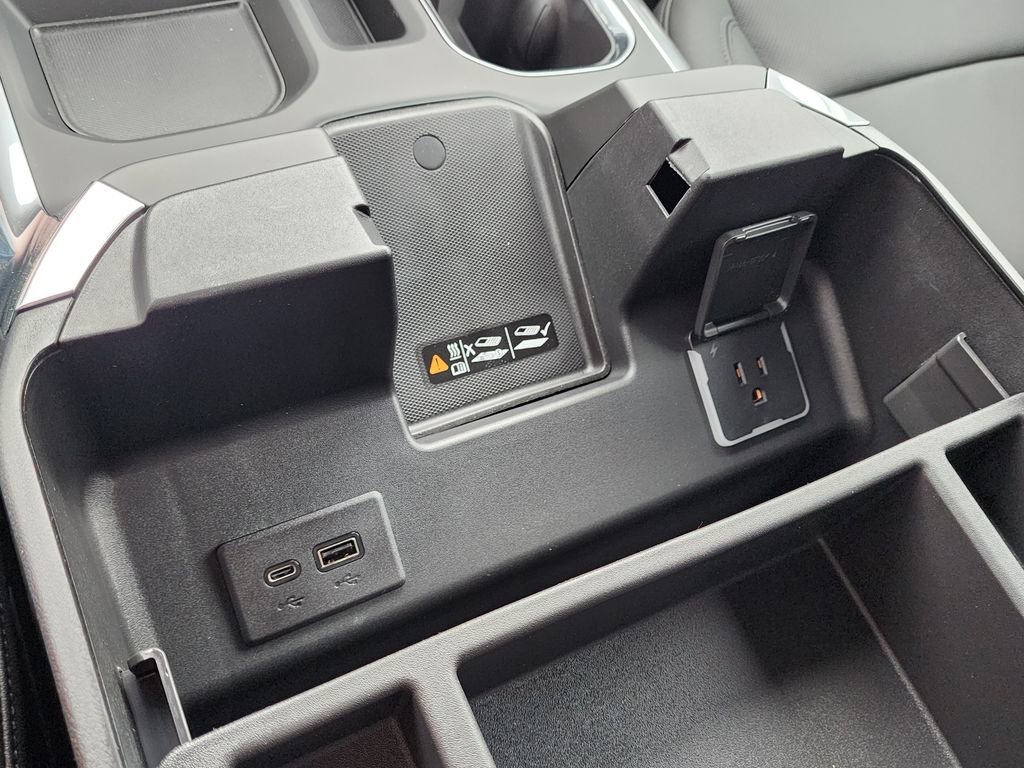 2026 GMC Sierra 1500 SLT - Photo 32