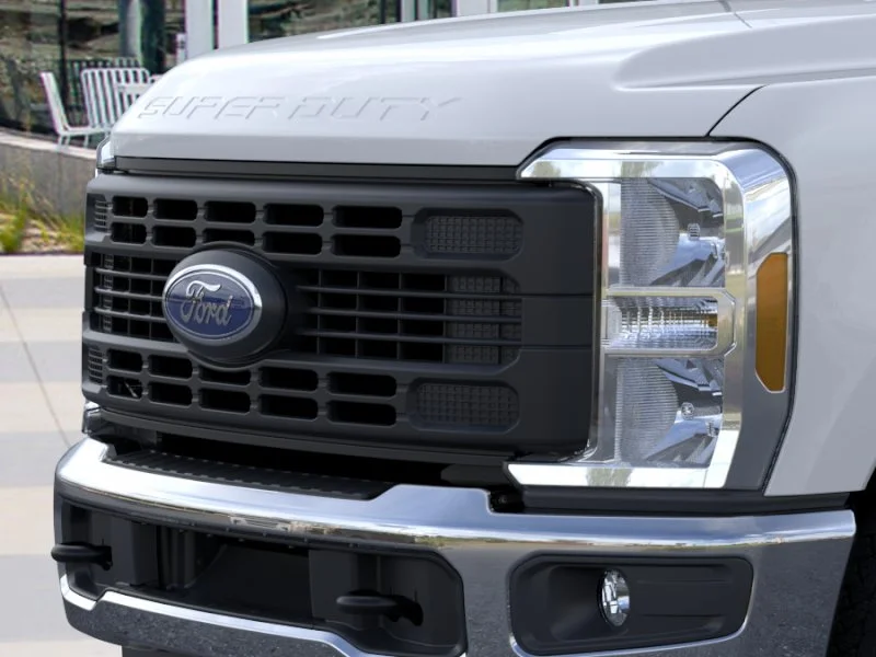 New 2026 Oxford White Ford F-350® XL image 17