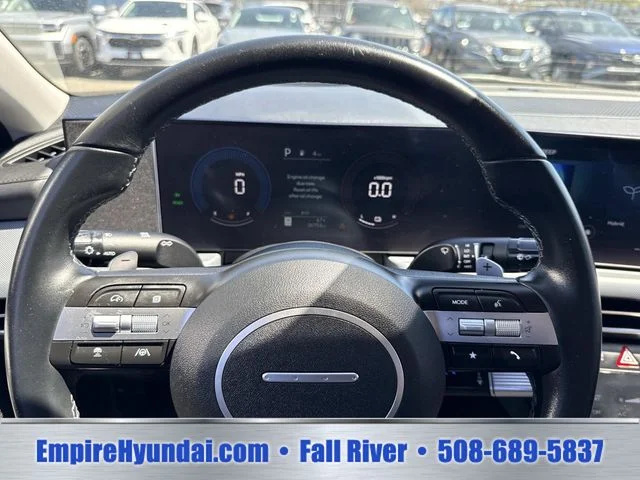Used 2024 Gray Hyundai SEL image 27