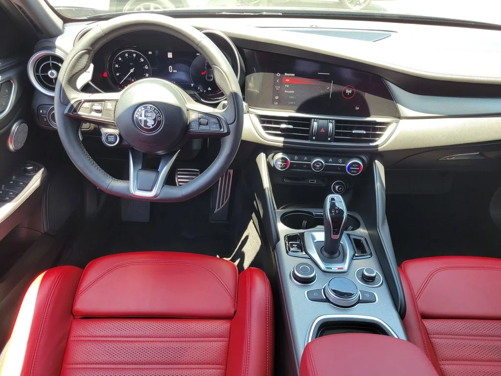 Used 2024 Black Alfa Romeo Veloce image 4