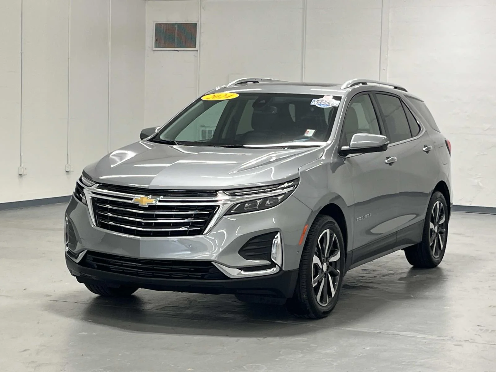 Used 2024 Sterling Gray Metallic Chevrolet Premier image 4