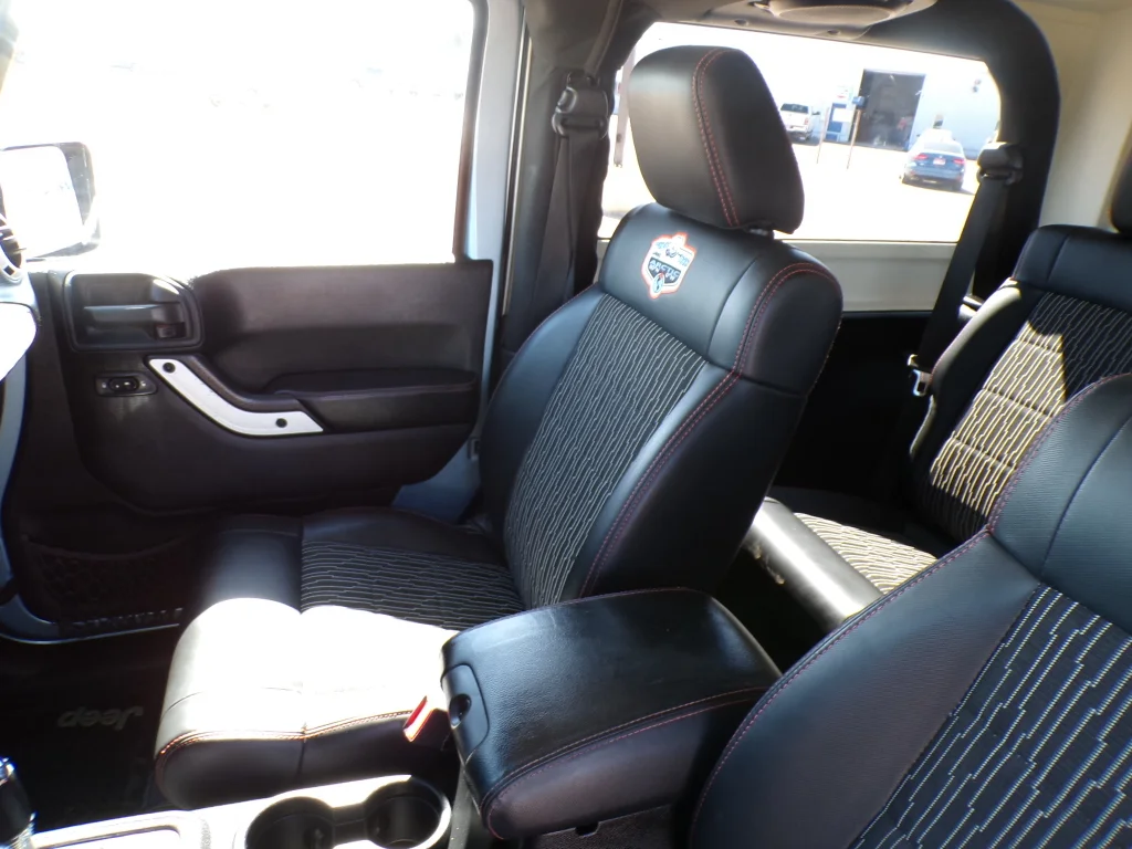 Used 2012 Grey Jeep Arctic image 14