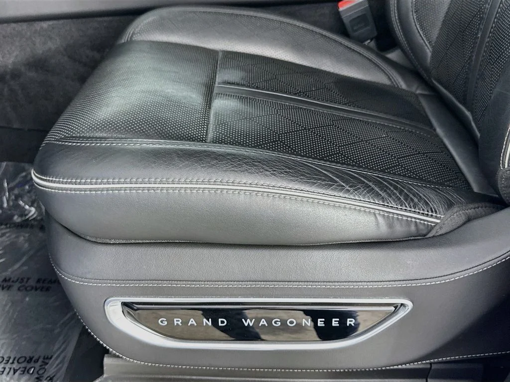 Used 2023 White Jeep Series II image 20