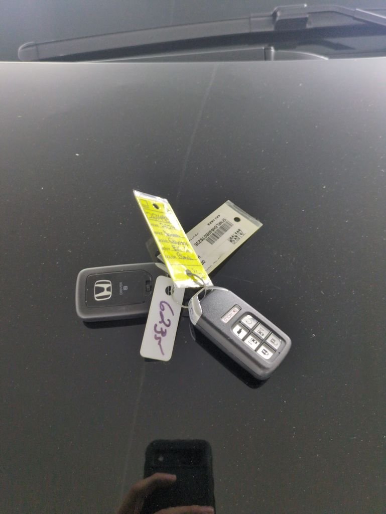 2024 Honda Odyssey EX-L - Photo 29