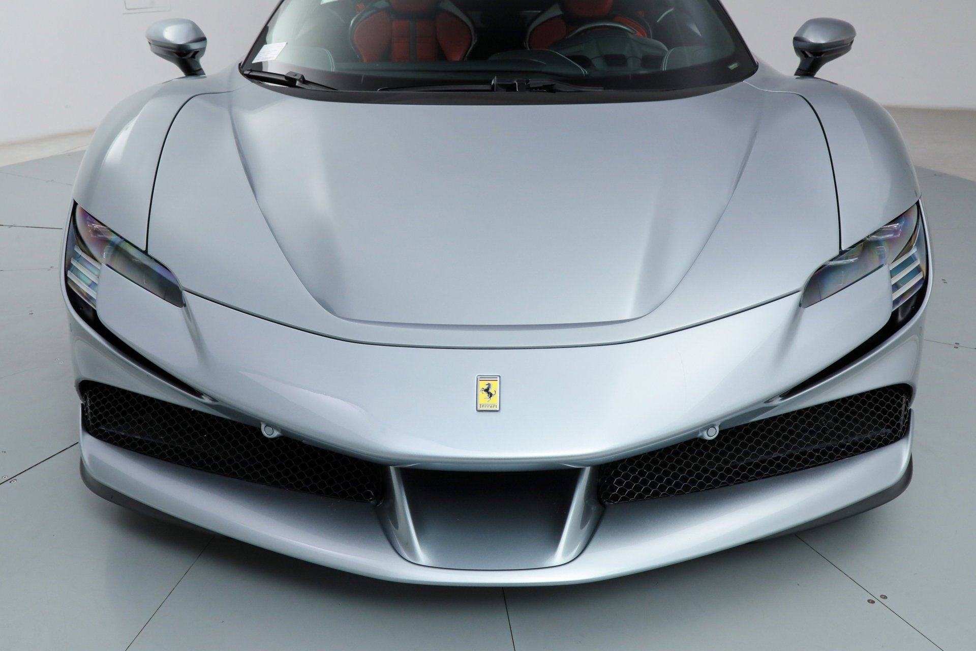 Used 2022 Grigio Titanio Ferrari  image 14