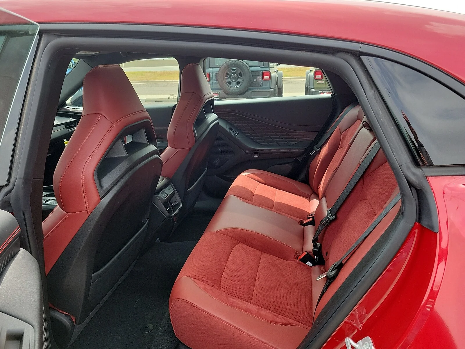 New 2026 Redeye Dodge R/T PLUS 4-DOOR AWD image 9