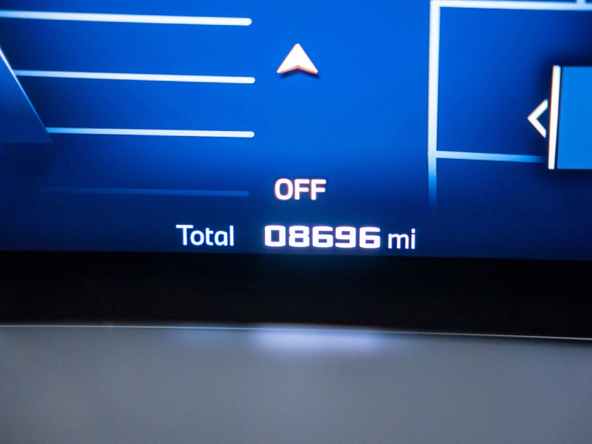 Used 2025 Gray BMW M60i image 23
