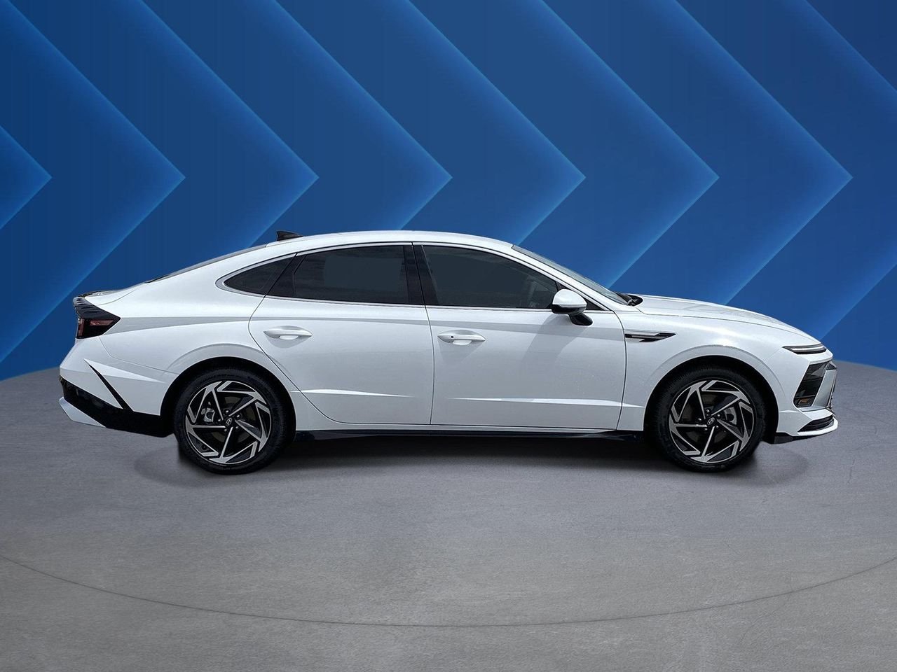 New 2026 Serenity White Hyundai SEL Sport image 2