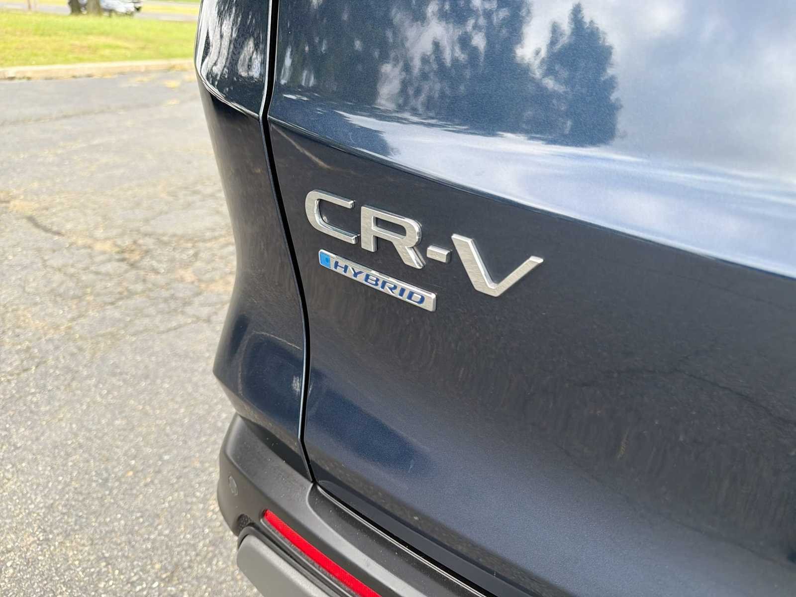 Used 2024 Canyon River Blue Metallic Honda Sport-L image 18
