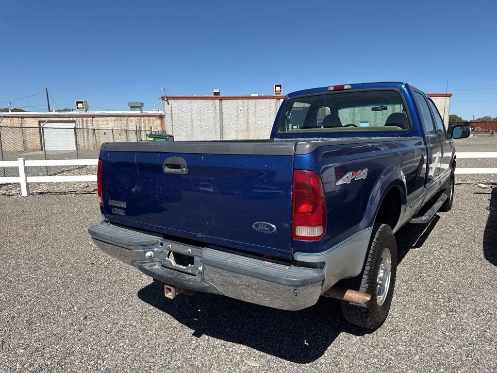 Used 1999 Deep Wedgewood Blue Clearcoat Metallic Ford XL image 20