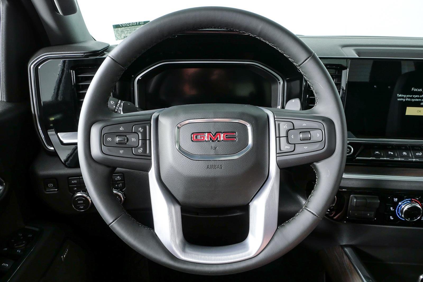 2026 GMC Sierra 1500 SLT - Photo 10