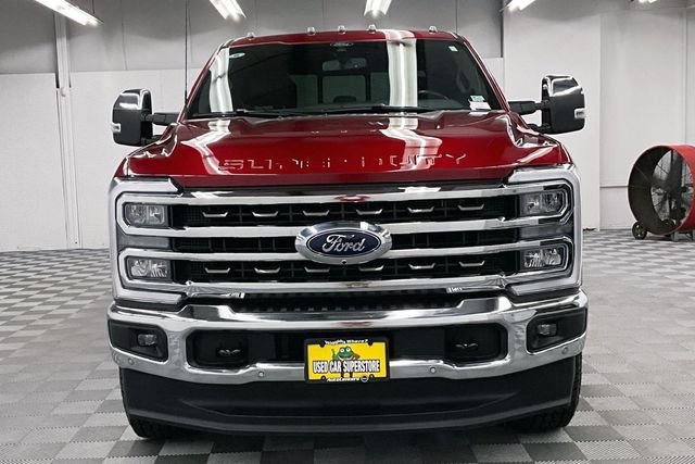 Used 2025 Ruby Red Metallic Tinted Clearcoat Ford King Ranch image 4