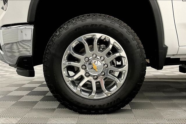 2025 Chevrolet Silverado 2500HD LTZ - Photo 10